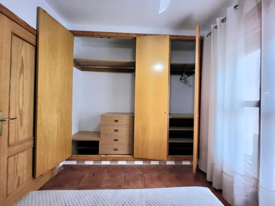 Flamenco, Apartamento Exclusivo De Dos Habitaciones En El Pleno Del Casco Antiguo, Alicante, Playa, Centro Historico, Rambla Buitenkant foto