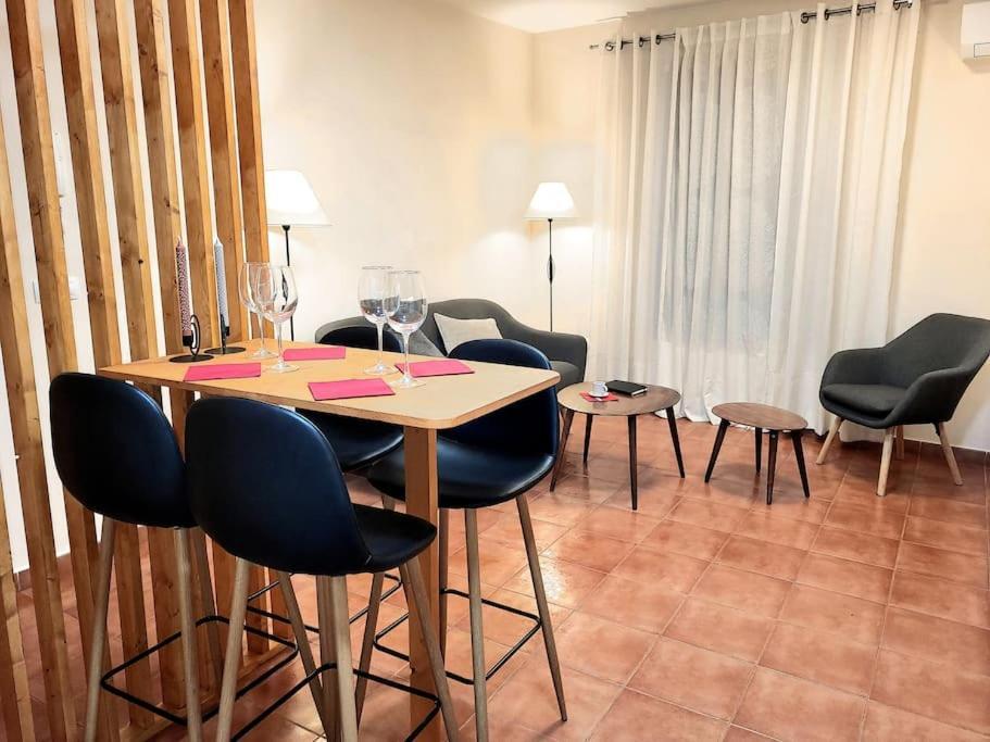 Flamenco, Apartamento Exclusivo De Dos Habitaciones En El Pleno Del Casco Antiguo, Alicante, Playa, Centro Historico, Rambla Buitenkant foto
