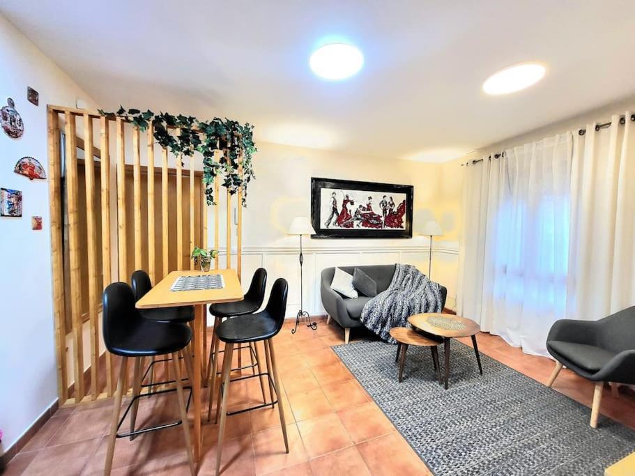 Flamenco, Apartamento Exclusivo De Dos Habitaciones En El Pleno Del Casco Antiguo, Alicante, Playa, Centro Historico, Rambla Buitenkant foto